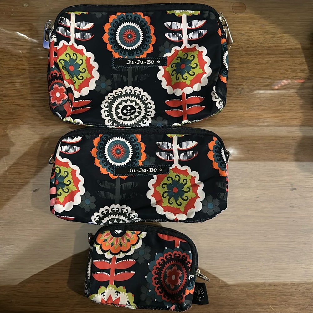 Jujubee set. Dancing Delilah’s